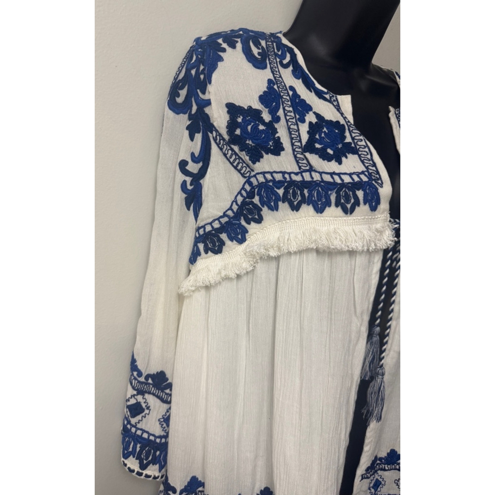NEW Zara Trafaluc Embroidered Smocked Cardigan Size Medium White and Blue Flawed - Picture 10 of 16